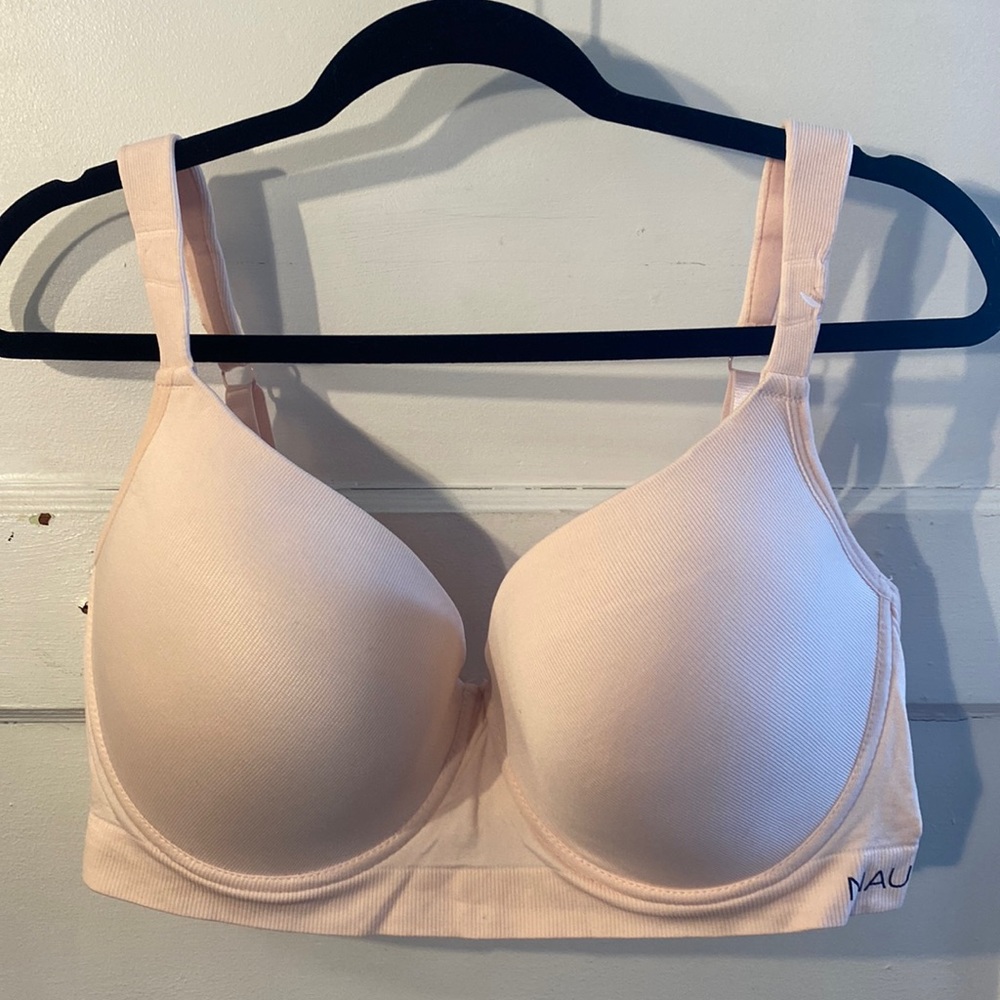 40DD bra